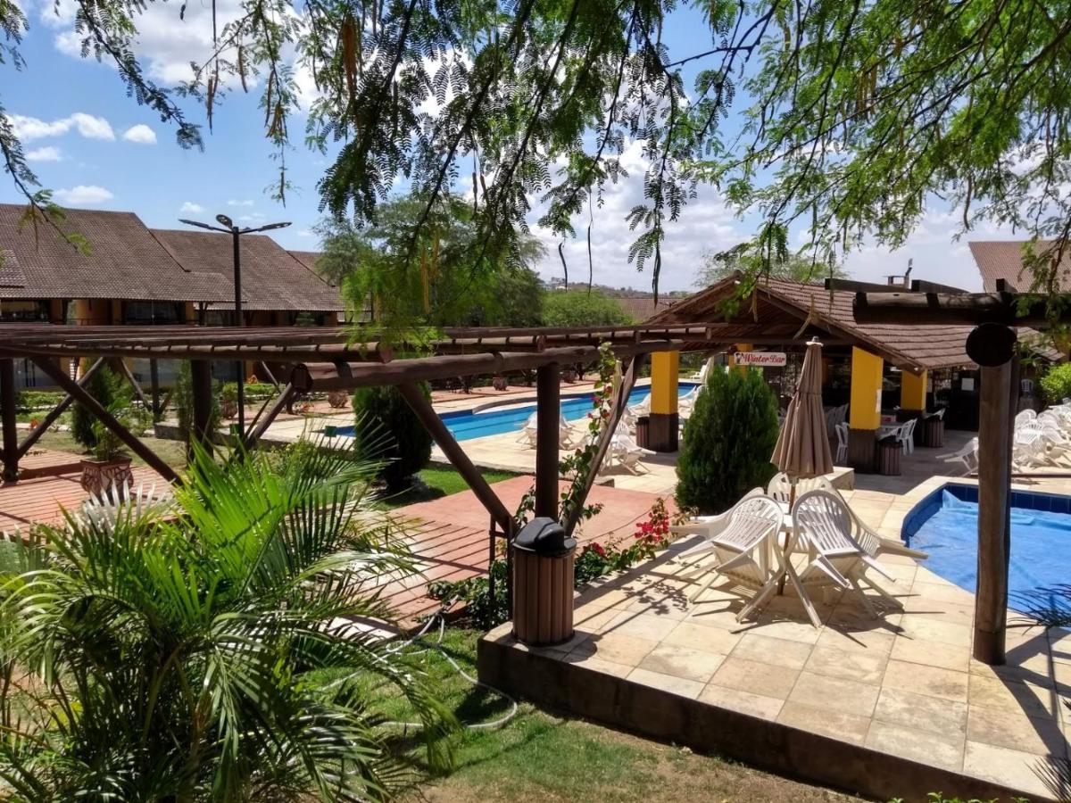Winterville Flat 213 Gravata  Luaran gambar