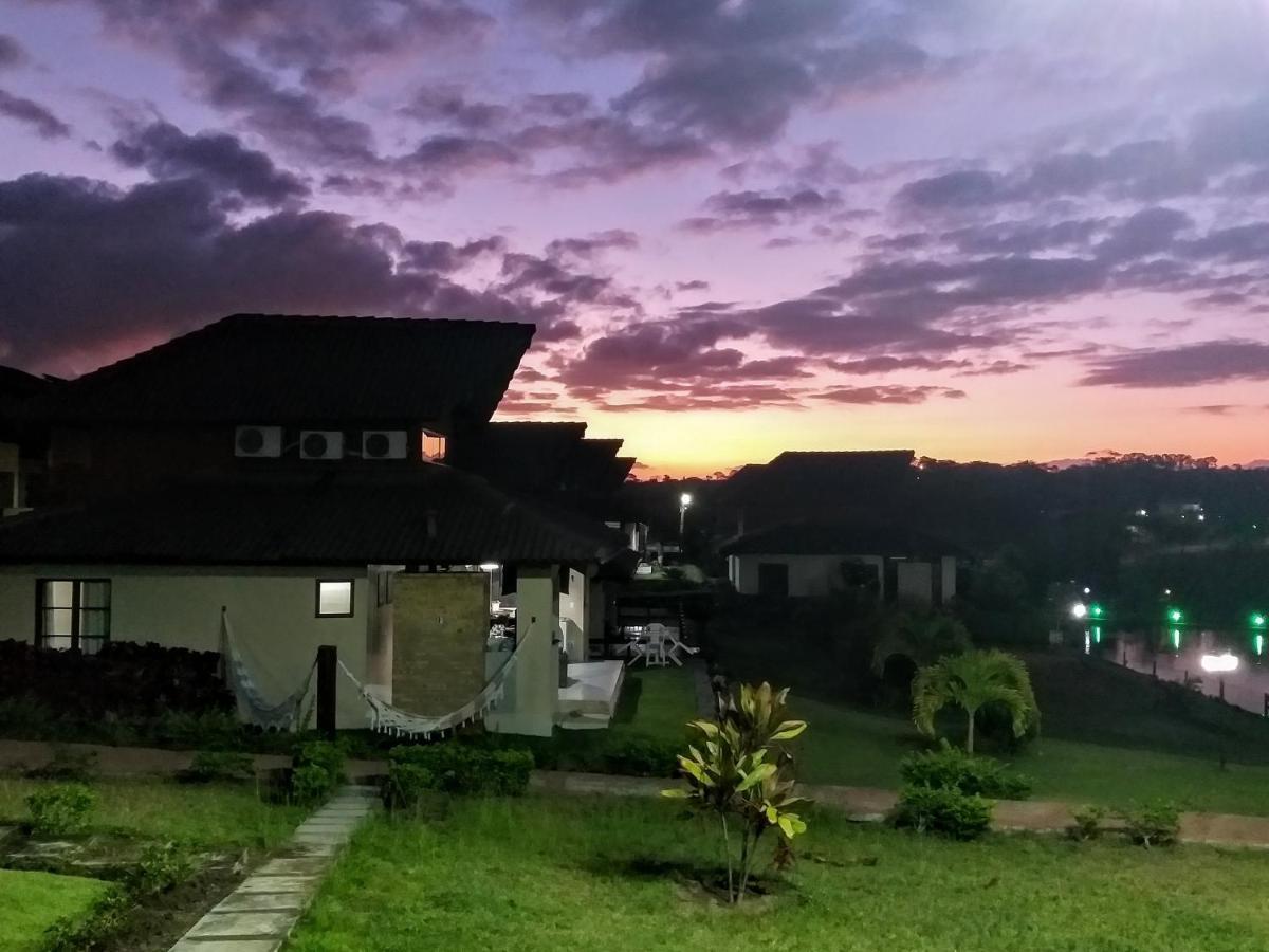 Winterville Flat 213 Gravata  Luaran gambar