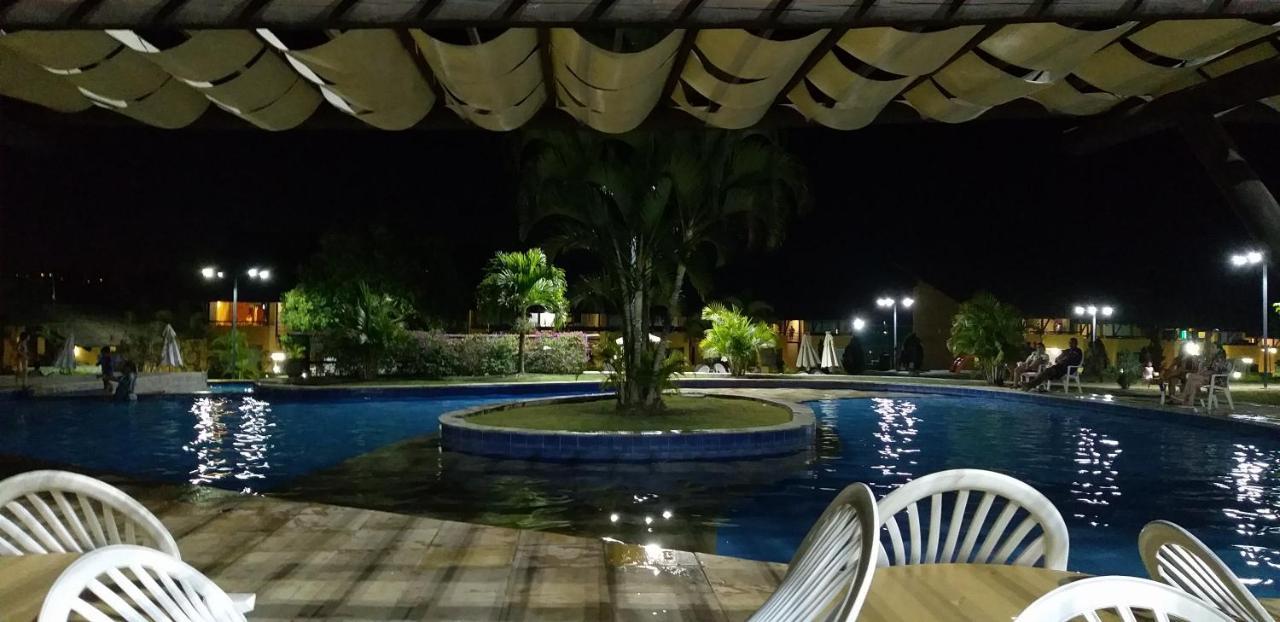 Winterville Flat 213 Gravata  Luaran gambar