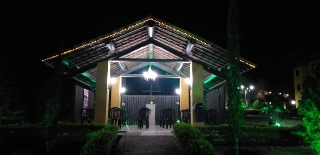 Winterville Flat 213 Gravata  Luaran gambar