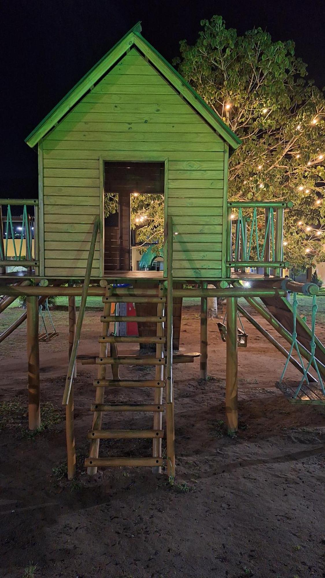 Winterville Flat 213 Gravata  Luaran gambar